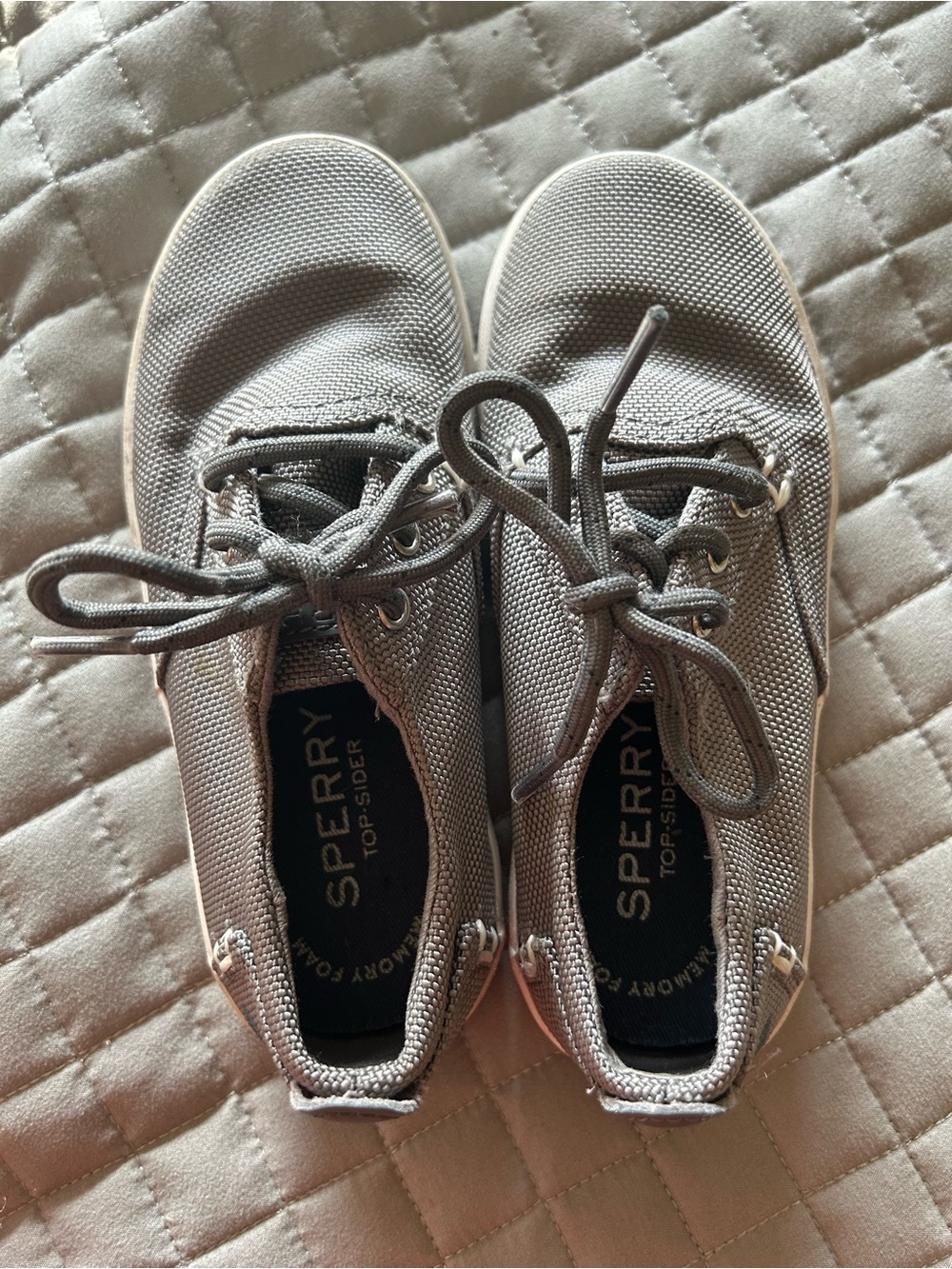 Sperry Gray Knit Lace-Up Sneakers Kids Boys 11